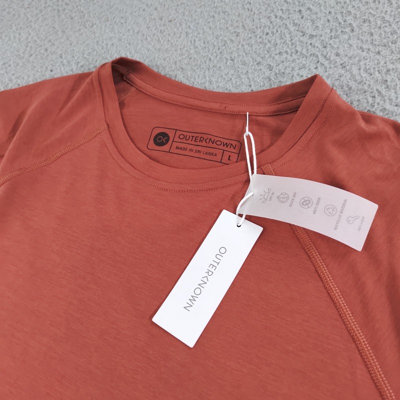 Outerknown Long Sleeve Shirt Mens Large Rust Red Base Layer Thumb Holes NEW gallery