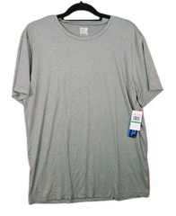 32 Degrees Cool men’s T-shirt in field Green Color. Size -L