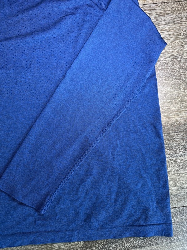 Rhone Men's Vapor Training Long Sleeve Top Blue Size M *See Measurements gallery