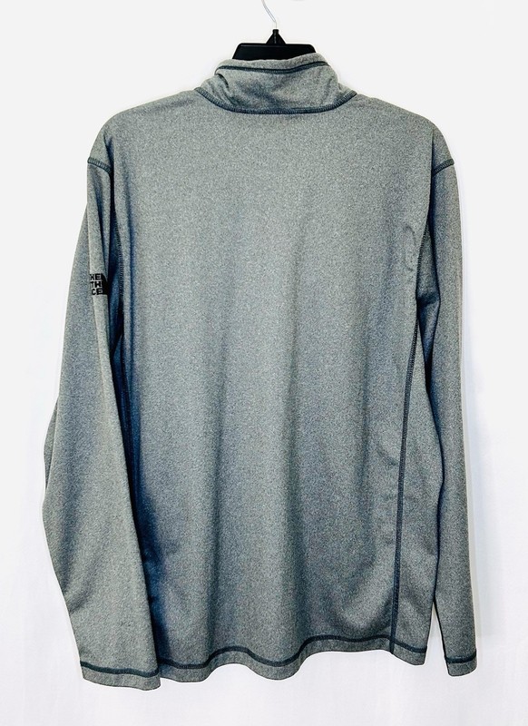 The North Face Mens Tech Essential 1/4 Zip Fleece Pullover Gray Large / COG gallery