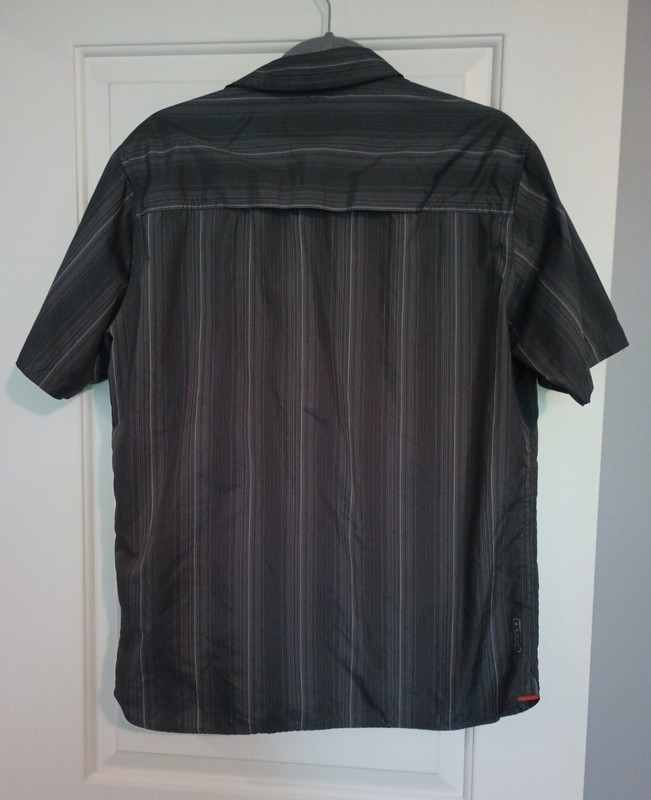 Merrell Opti Wick Gray/Black Short Sleeve Size Medium EUC gallery