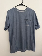 The North Face FlashDry Quick Dry Men’s Blue Crew Neck Raglan T-Shirt L