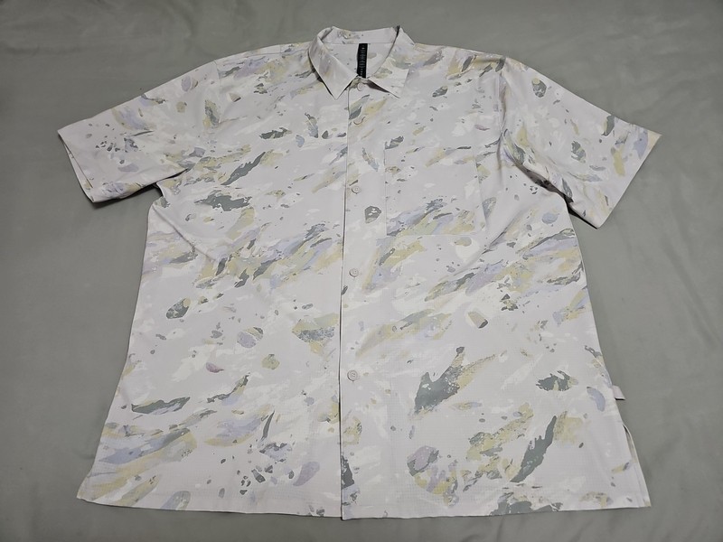 Lululemon Airing Easy Collar Short Sleeve Variegated Bloom SZ XL gallery