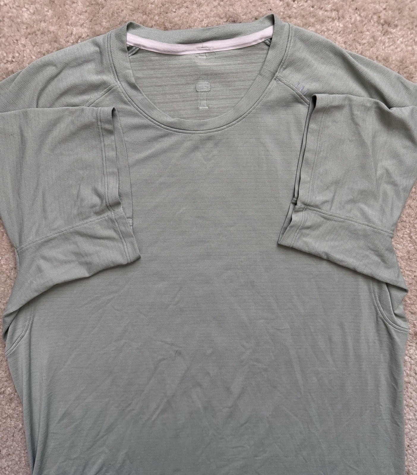 Lululemon Better Each Day Mens M Lightweight Stretch Fitness T Shirt gallery