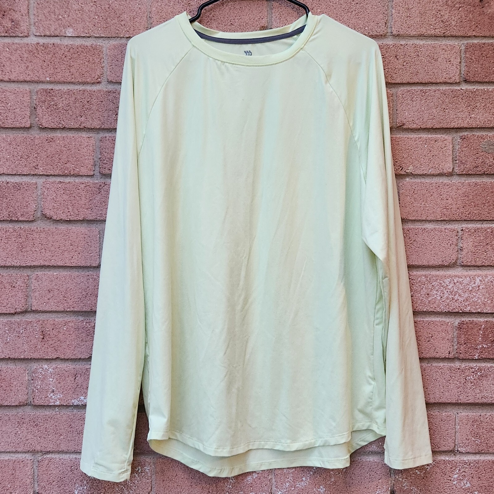 All In Motion Men's Long Sleeve Shirt Size Large Light Yellow Activewear gallery