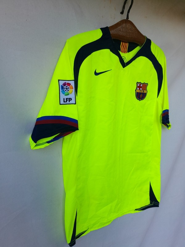 Vintage FC BARCELONA T90 Jersey Mens M Neon Yellow Soccer Drill Training Top gallery