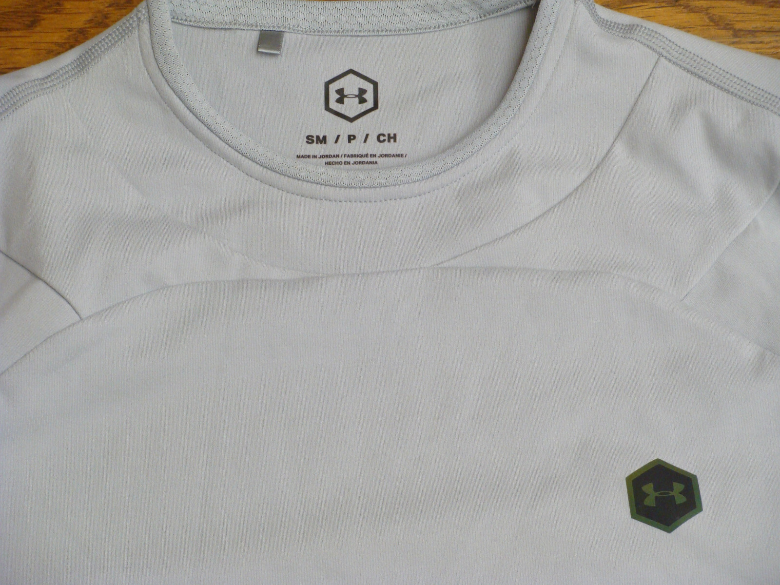 Under Armour ColdGear Celliant Rush Gray Long Sleeve Baselayer Stretch Shirt Sm gallery