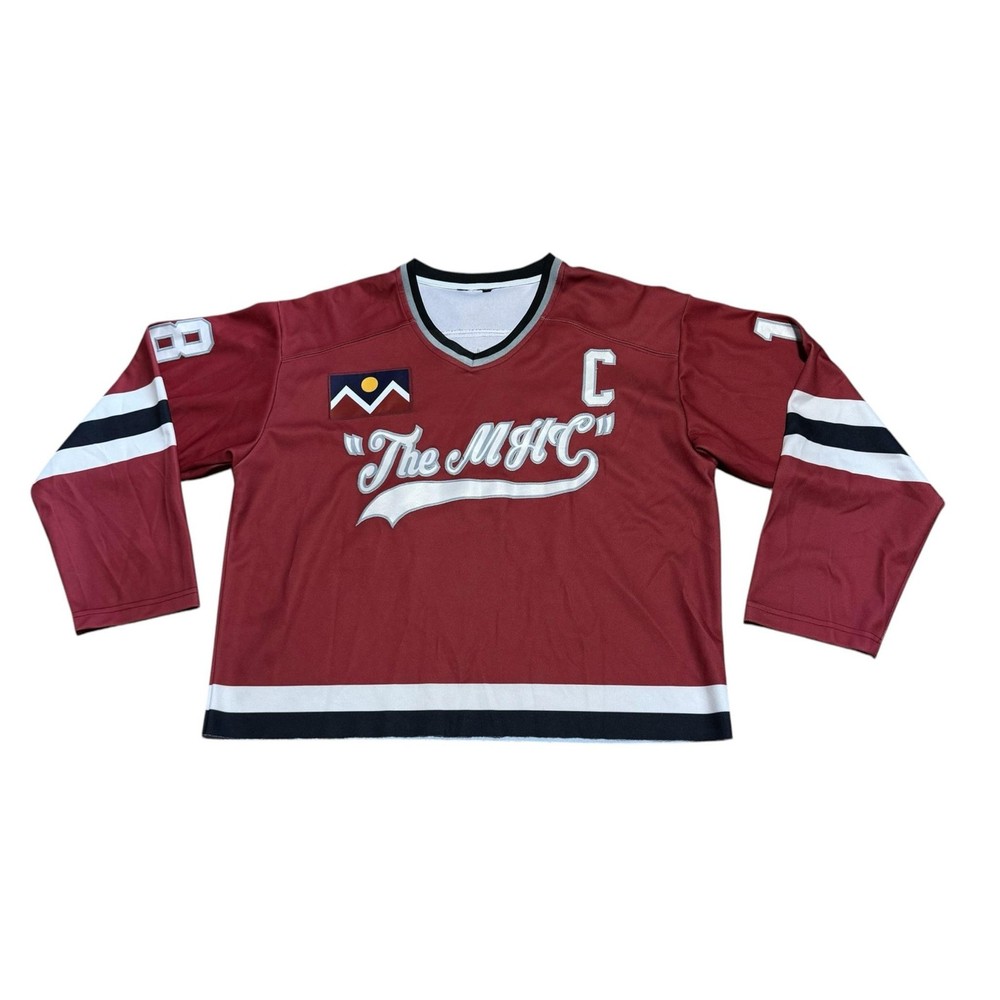 The MHC Hockey Jersey Shirt Mens Large Red Front Range Born 76 Graphic Captain