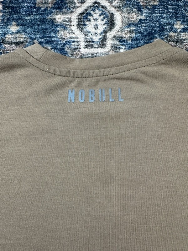 NOBULL Men’s Performance T-Shirt Brown Training Gym Tee Medium gallery