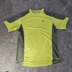 NIKE ACG Shirt Mens Medium Lime Short Sleeve Base Layer Fit Dry Y2k Crew Neck