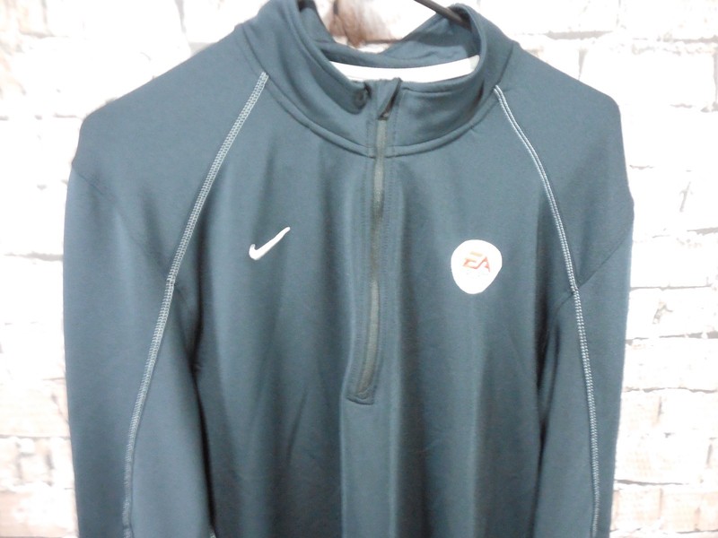 Nike Men's Long Sleeve Pullover Large 42-44 EA Sports DriFit gallery