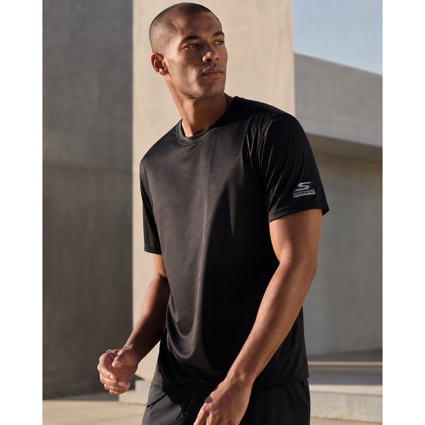 SKECHERS PERFORMANCE Men’s Black Vent Tech Athletic Workout Tee Size Large gallery