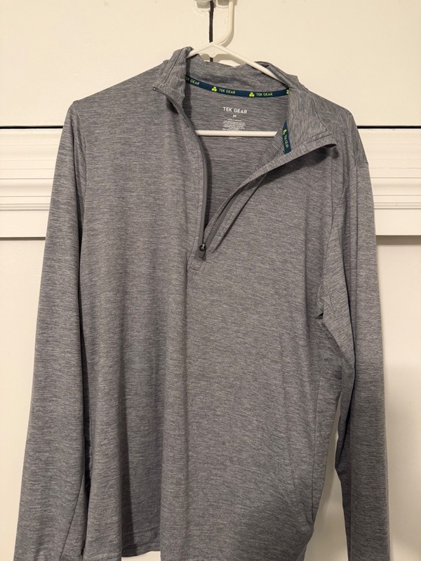 Tek Gear Quarter - Zip Performance Pullover - Size medium gallery