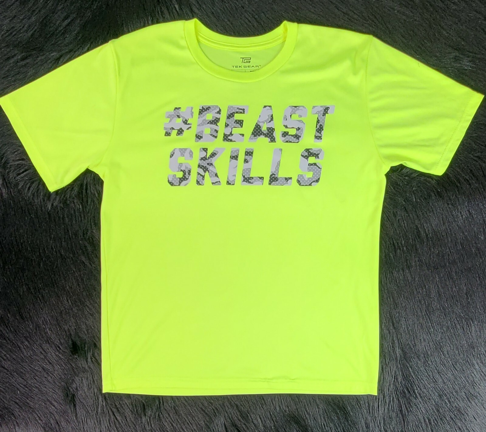 MENS Athletic Shirt Neon Yellow Size L "#Beast Skills" Tek Gear Short Sleeves gallery