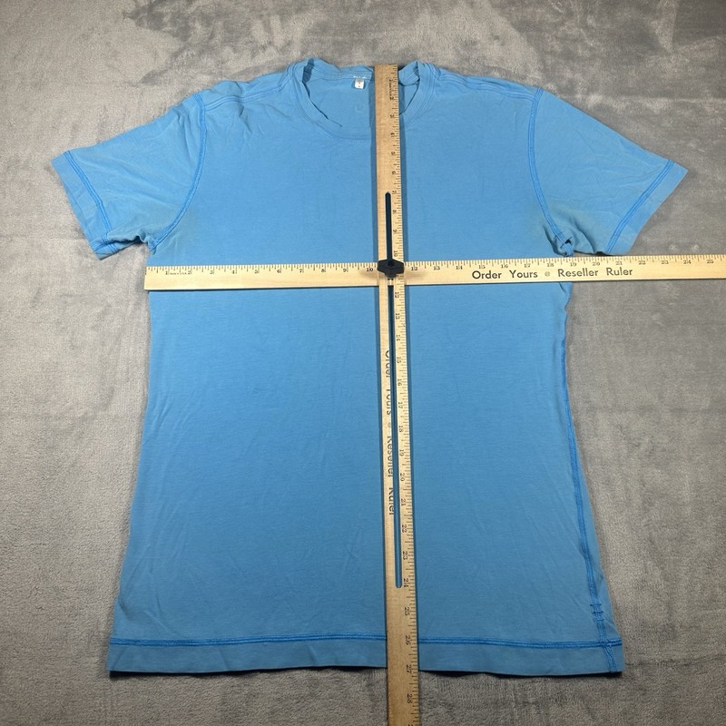 Lululemon Short Sleeve T Shirt Mens Medium Blue Athletic Gym Workout Outdoor gallery