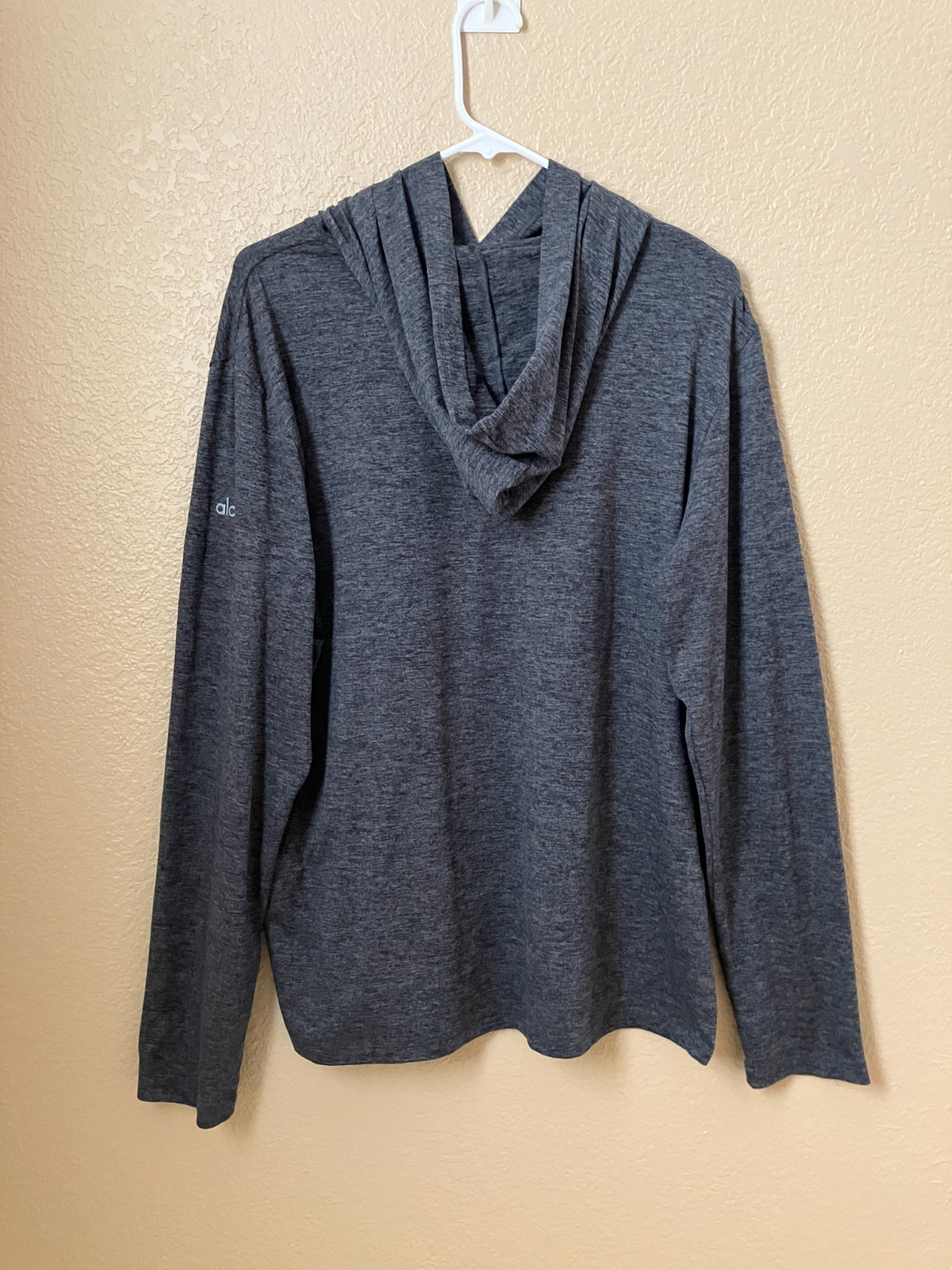 Alo Conquer Reform Hoodie Men's Size Large Performance Long Sleeve Gray gallery