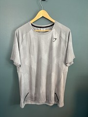 Gymshark Men’s Apex Lightweight Performance Geometric T-Shirt 2XL Gray