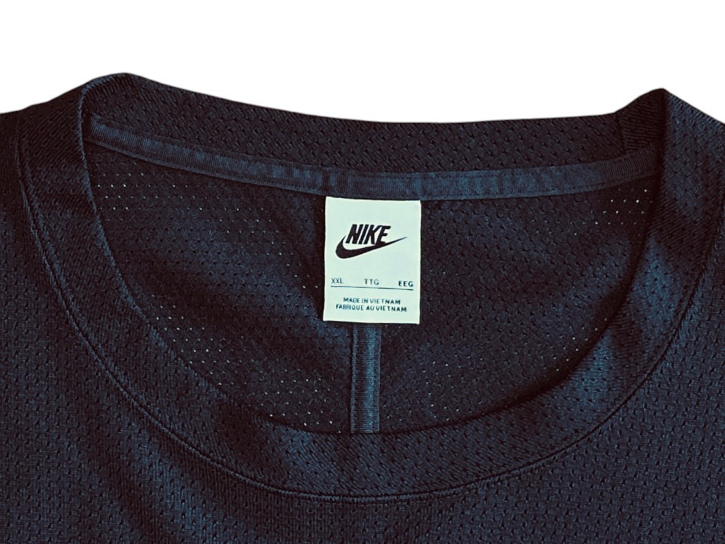 Nike Street Vision Long Sleeve Mesh Top Boxy Fit Men's XXL Black II0631-010 NWOT gallery