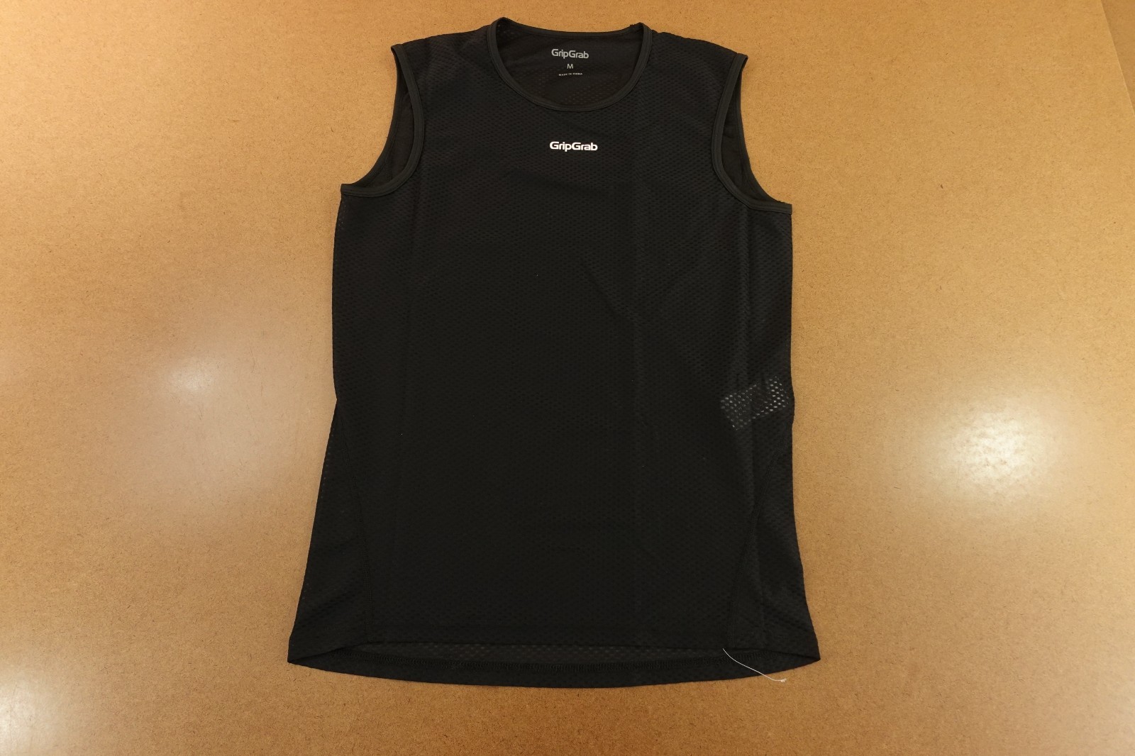 GripGrab Mens Medium Black Mesh Crew Neck Sleeveless Base Layer Tank Top NWOT gallery