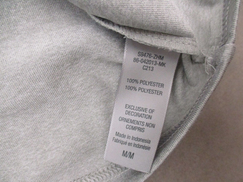Champion DUO DRY Size M Mens Gray Crew Neck Sleeveless Stretch Athletic Top 363 gallery