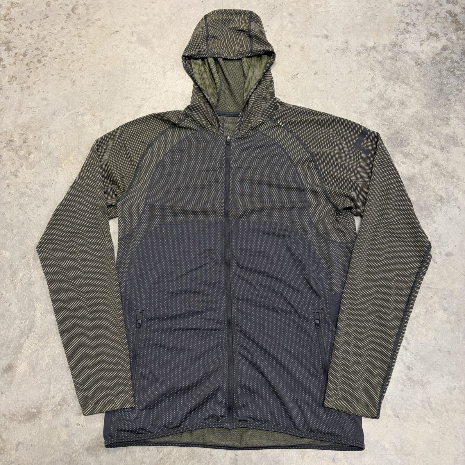 Lululemon Metal Vent Tech Hoodie 2.0 Full Zip Jacket Running Performance Medium* gallery