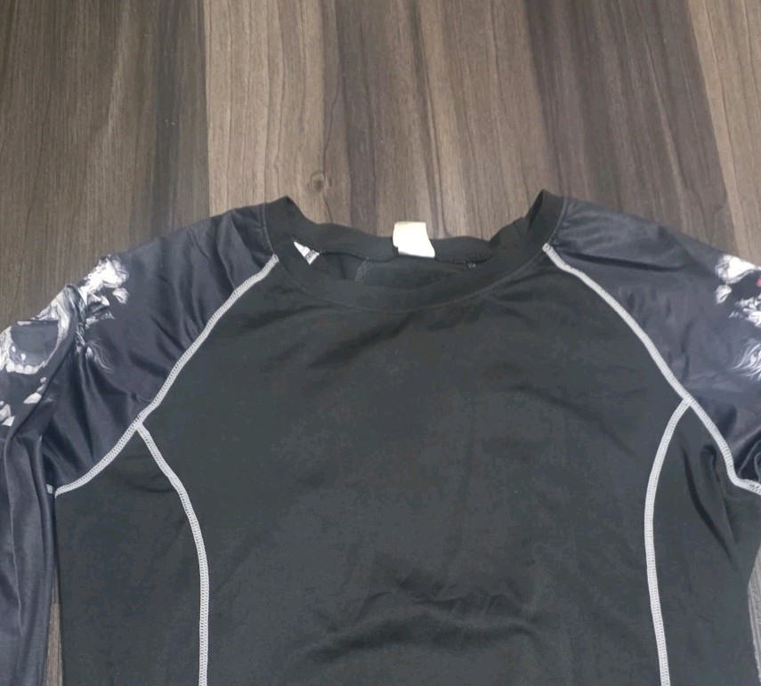 ​Men's Y2K Style Gothic Skull Compression Shirt XL Long Sleeve MMA Rash Guard gallery