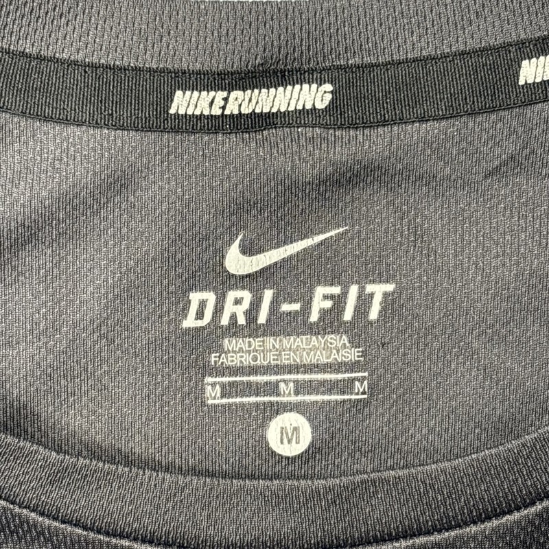 Nike Running Men's Size M Grey Long Sleeve Crew Neck Dry Fit gallery