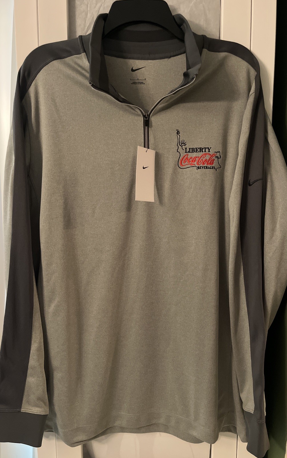 Nike Men’s Size L Gray 1/4 Zip Pullover Shirt Liberty Coca Cola Logo gallery