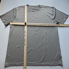 Vuori Zephyr Tee Shirt Men’s XL Gray Lightweight Breathable Performance V191
