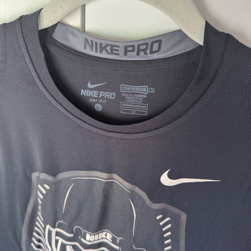 NIKE Pro Dri-Fit LARGE Compression Football Skull Shirt Mens- RARE gallery