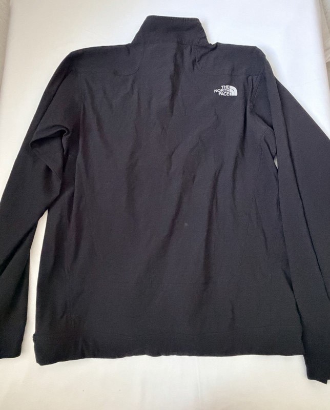 The North Face Flight Series Men's Black 1/4 Zip Pullover Long Sleeve L/G gallery