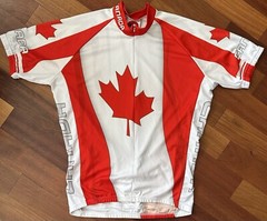 World Jerseys CANADA Cycling Jersey Full Zip Men’s size LARGE FREE SHIPPING