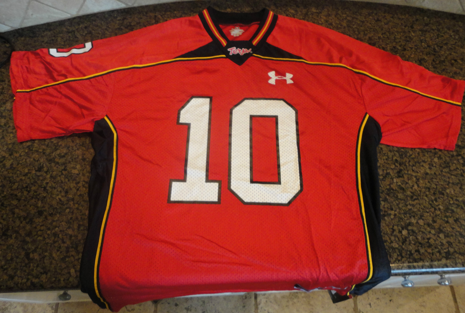 Maryland Terrapins Terps Red Under Armour Football Jersey #10 Mens Large UA NWT gallery