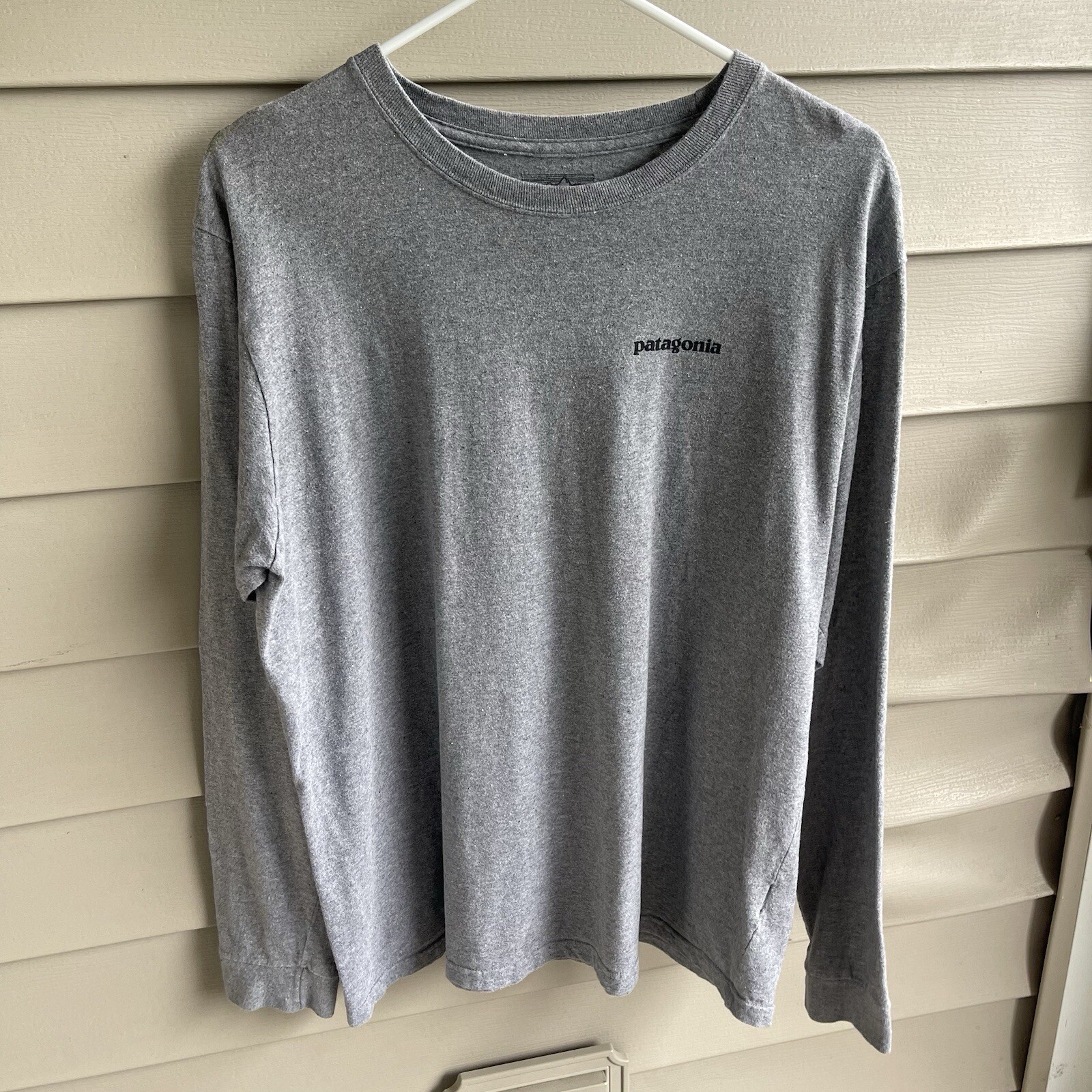Patagonia Shirt Men's Large Gray Long Sleeve Organic Cotton Hiking Work Outdoor gallery