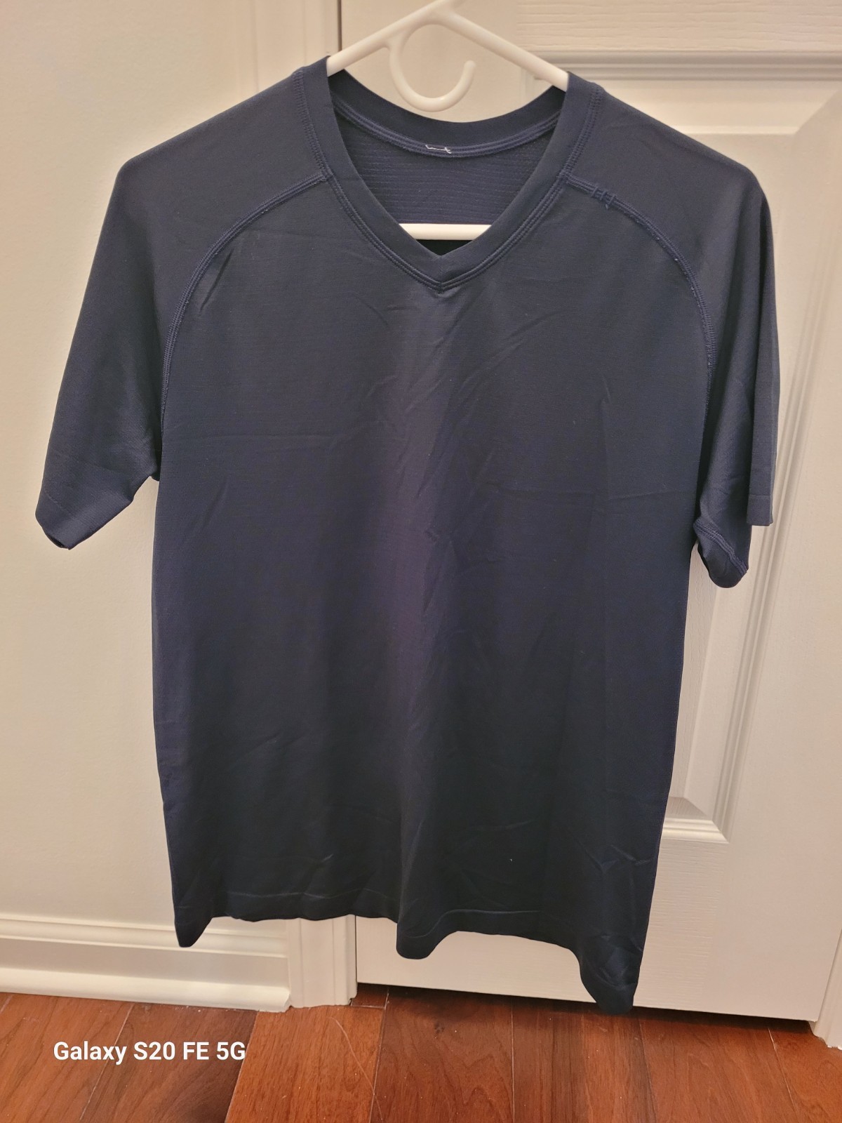 Lululemon Metal Vent Tech Shirt Men's Medium Navy Tee Performance Athletic Gym gallery