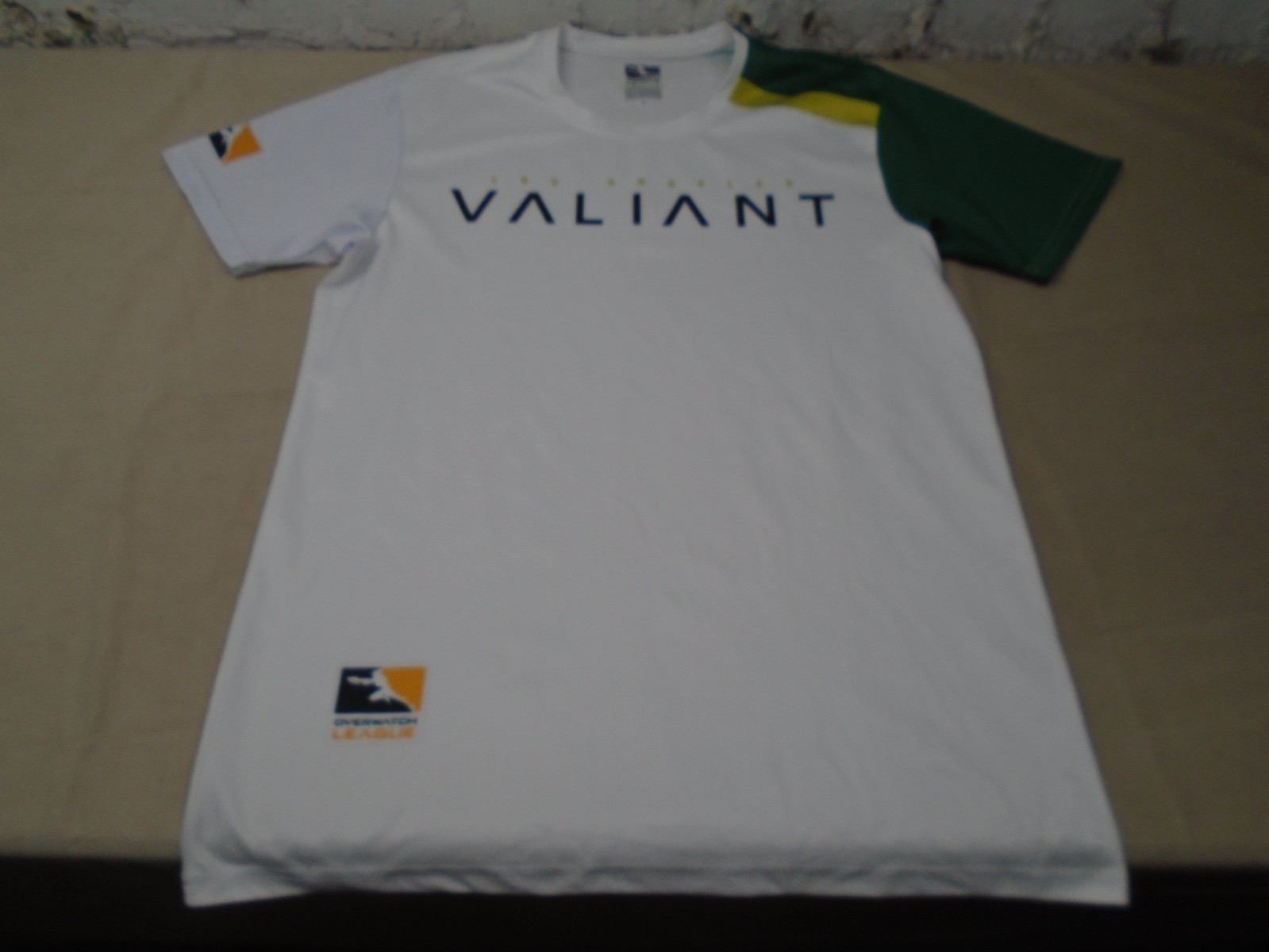 Los Angeles Valiant Overwatch Jersey Mens Large White 2018/19 Video Game gallery