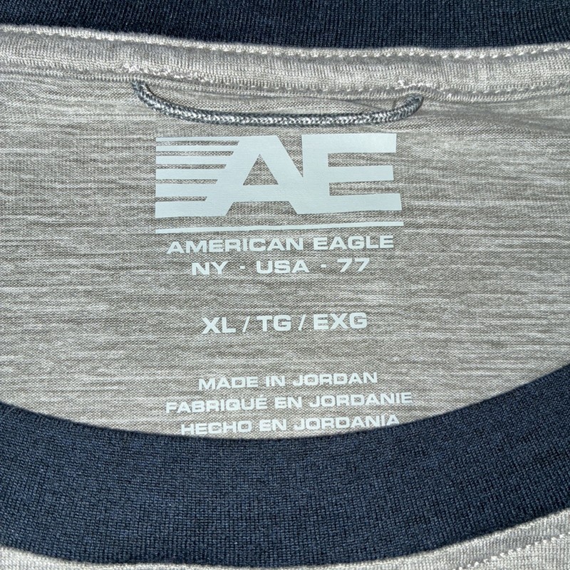 American Eagle Men's Long Sleeve Reflective Active Graphic T Sz XL Gray W/ Blue gallery