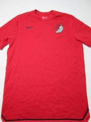 Nike Mens Size L T-Shirt Red NBA Logo Print Short Sleeve Crew Neck Sportwear