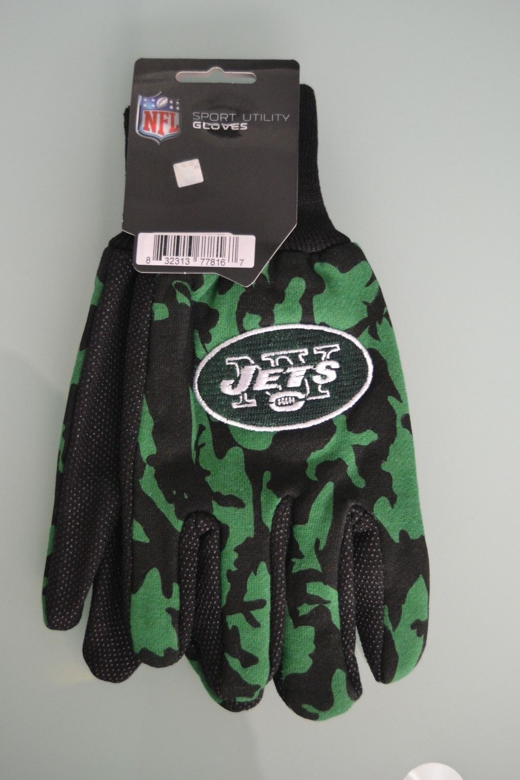 NFL New York Jets Camo Sport Utility Gloves NWT gallery