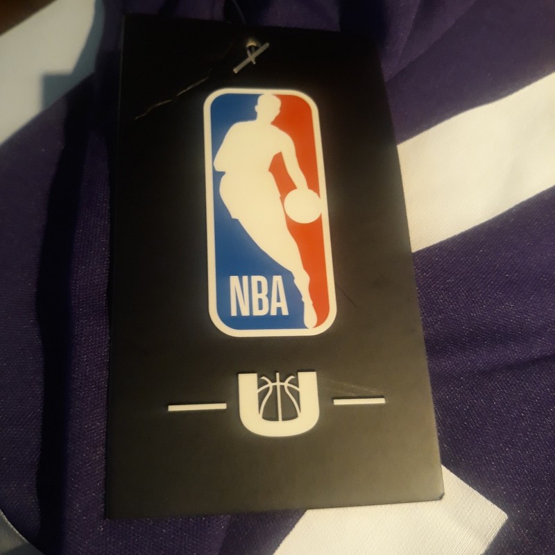 Lakers Lebron James Jersey Small gallery