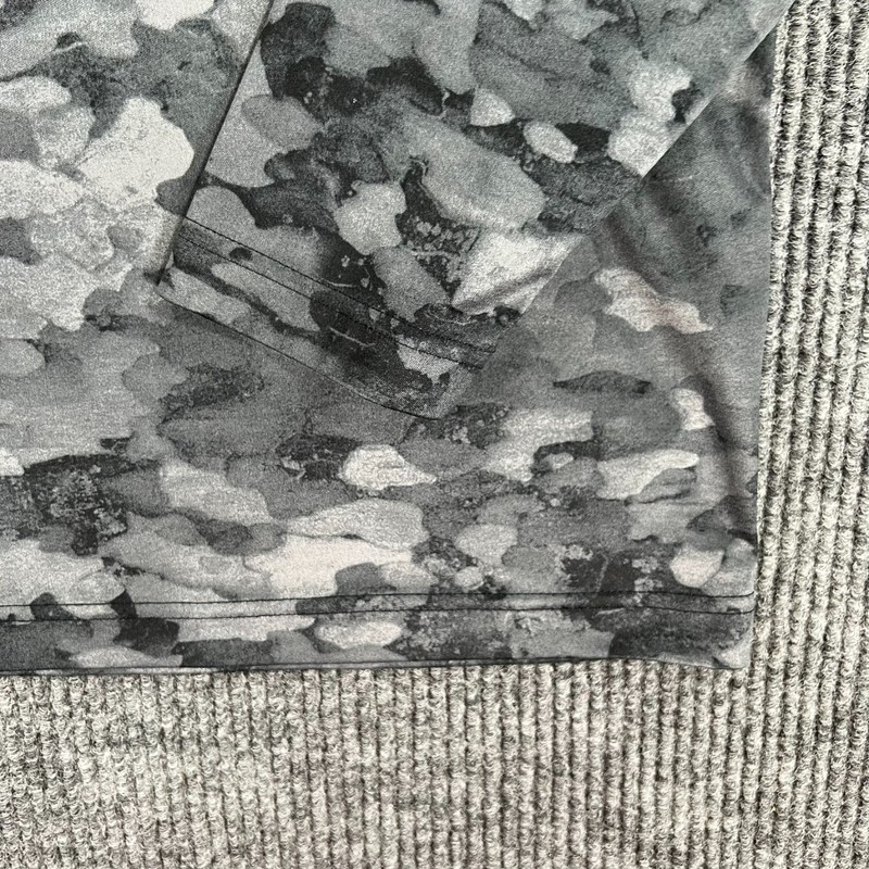 Under Armour Pullover Shirt Mens XL Extra Large Black Camo Long Sleeve 1/4 gallery