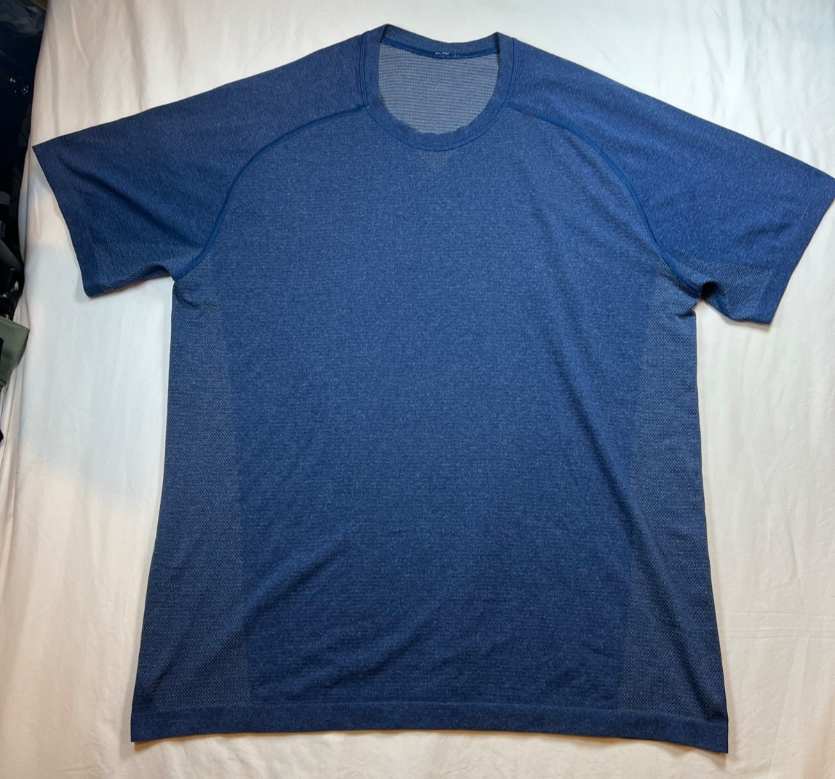 Lululemon Mens XL Metal Vent Tech Short Sleeve Heathered Blue Stretch Sports Gym gallery