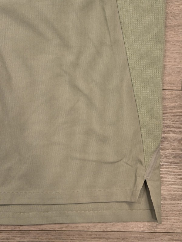Lululemon Water Repellent Hiking Snap Shirt 2XL Mens Green Short Sleeve gallery