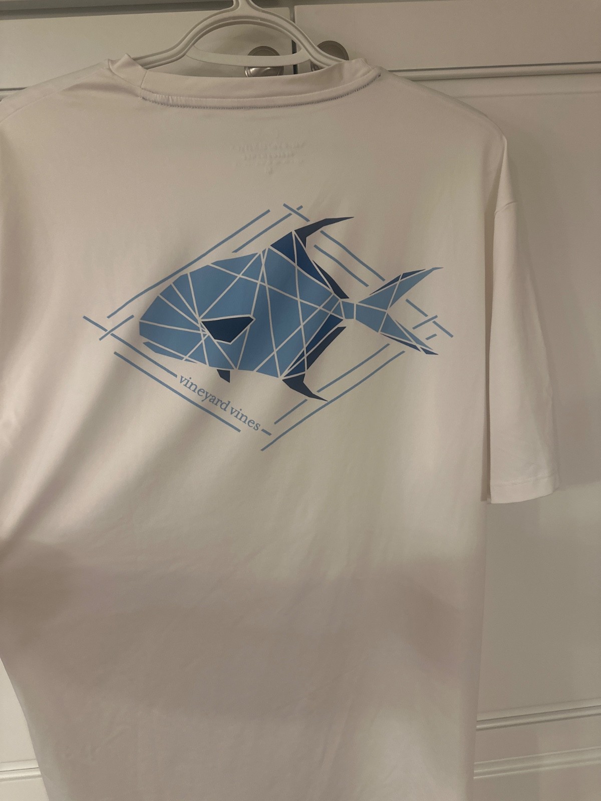 S/S performance vineyard vines shirt with fish logo on front and back. Size M. gallery