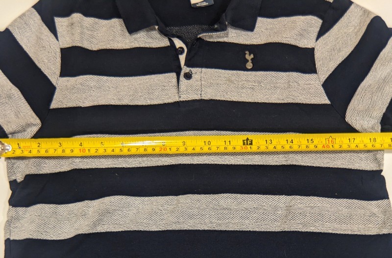 FC Tottenham Hotspurs Official Merchandise Soccer Football Polo Shirt Size M gallery