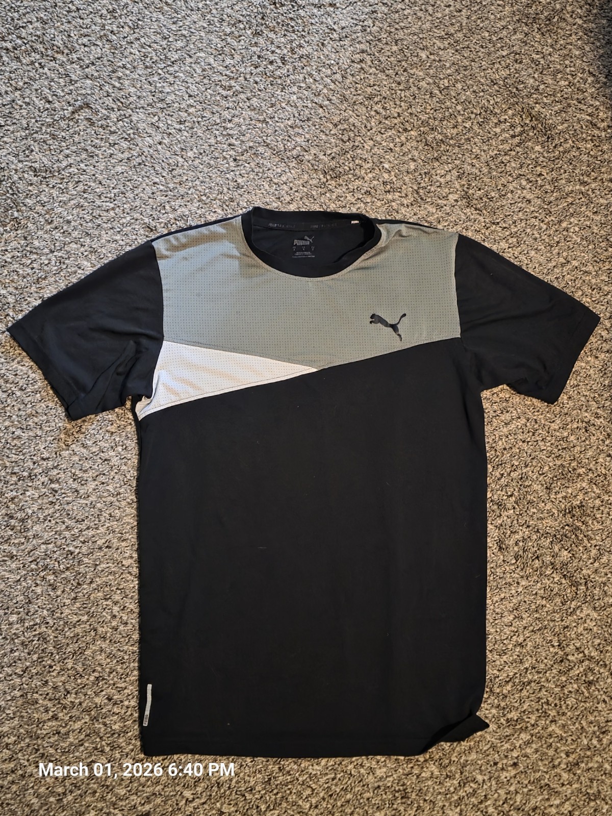 PUMA Men’s Athletic Performance T-Shirt – Black/Gray Colorblock gallery