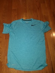 Nike Dri-Fit Ultra Soft Touch Heathered Blue Short Sleeve T-Shirt 742228-418 Med