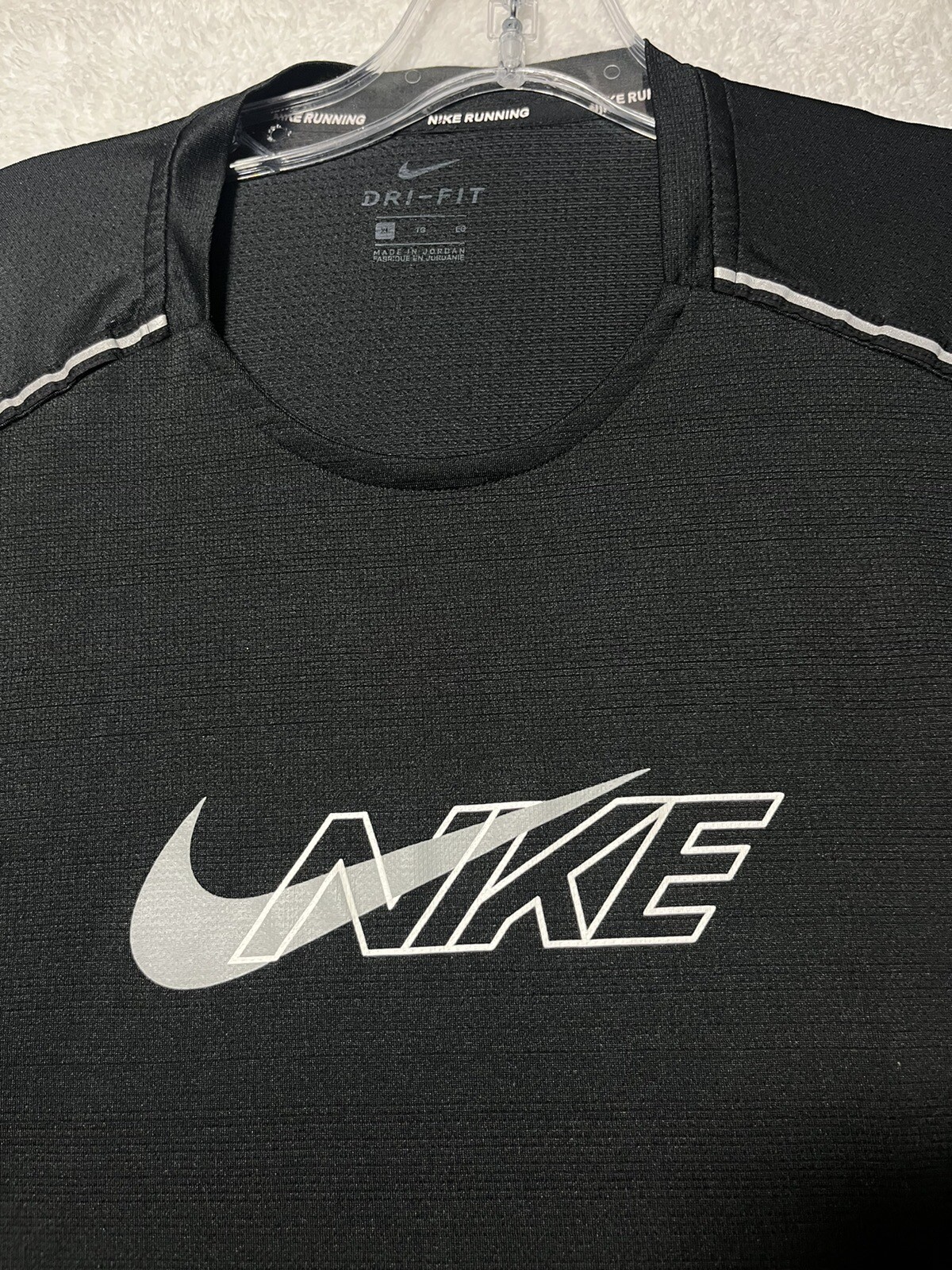 Nike Running T-Shirt Mens Size XL Black Dri-Fit Outdoor Activewear Jogger Golf. gallery
