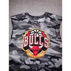 NBA Chicago Bulls Mens XL Camo Badge of Honor Tank Top Grey Sleeveless VXMC366S