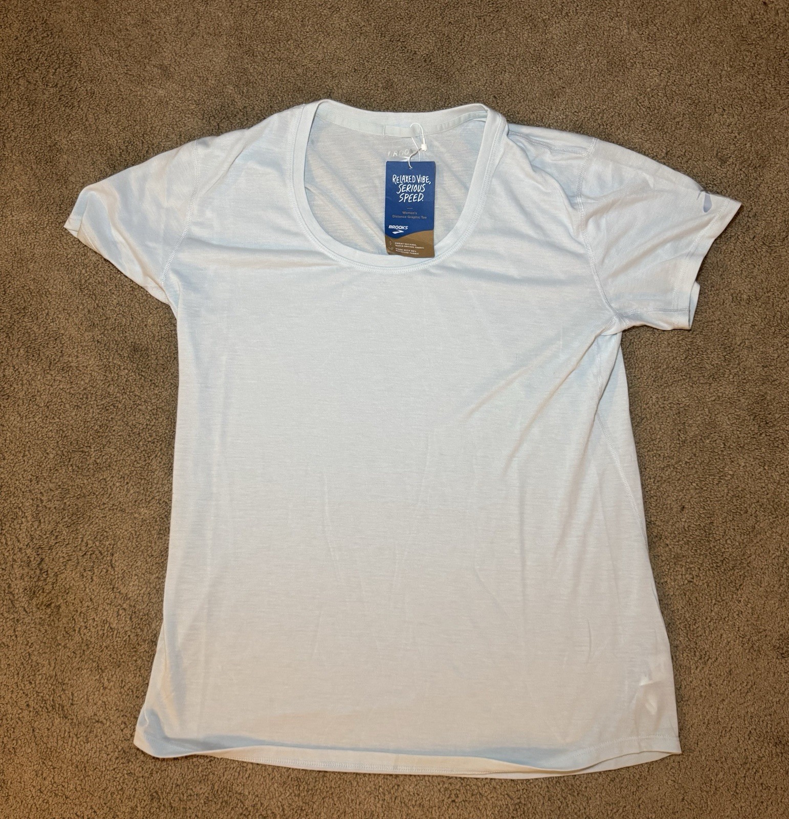 Brooks Women's Distance Graphic Tee Size Large L Arctic Blue New With Tags gallery